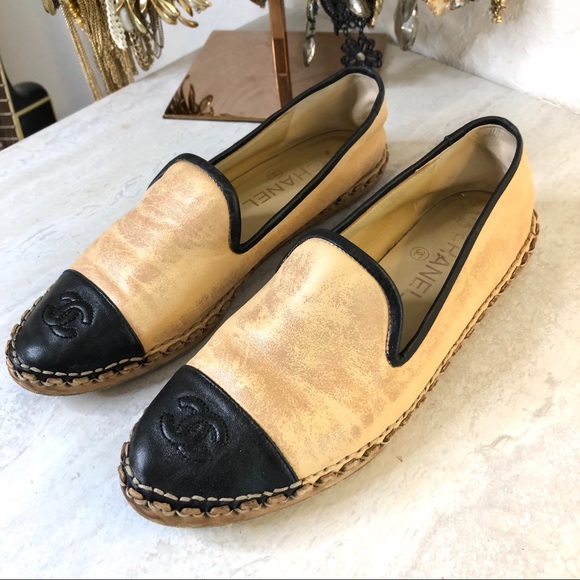 Chanel moccasin loafer beige and black lamb skin - Picture 1 of 11